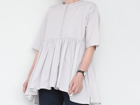 Jellyfish tops / whitesmoke