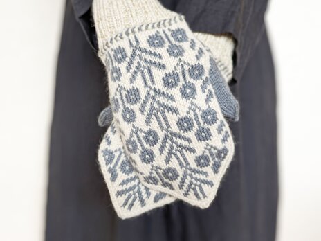 アンティークフラワーのミトン /アイボリー x グレイ