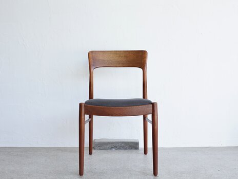 北欧 ビンテージ Henning Kjaernulf ヘニング・ケアヌルフ Model 26 dining chair teakの画像