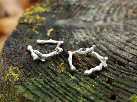 森の小枝 イヤーカフ