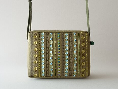 green ribbon shoulder bag