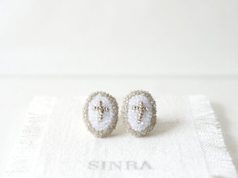 【 fragment of the sand,cross＋silver】ピアス