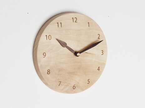 木製 掛け時計 丸型 ミズキ材7