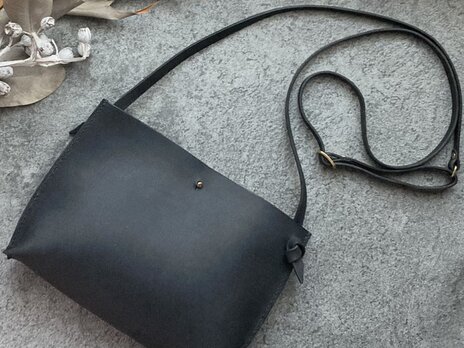 スマホポシェット  ˗ˏˋ gusset ˎˊ˗  NERO 〖受注制作〗