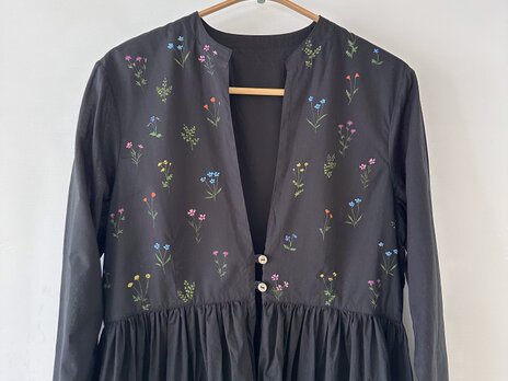 ローブギャザードレス・野草の花