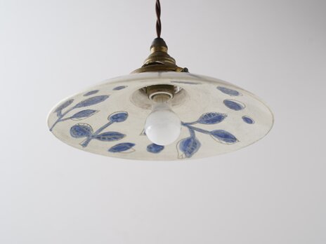 【Temoto】草花のランプシェード｜空間を包み込む藍色の安らぎ（一点もの）