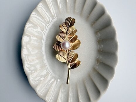 新作ヴィンテージリーフ④パールブローチ あこやパール セレモニー 大人フォーマル 発表会　普段使いブローチ