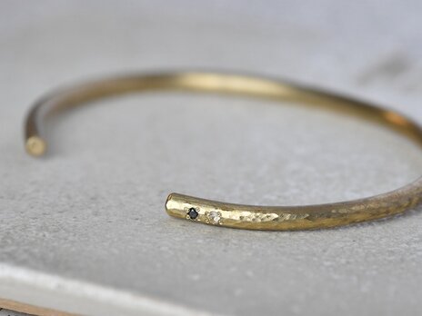 古き光たちと共に〜ブラックダイアモンド・ブルームーンストーン〜