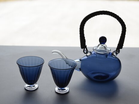 藍色の酒器揃い(杯2客付)