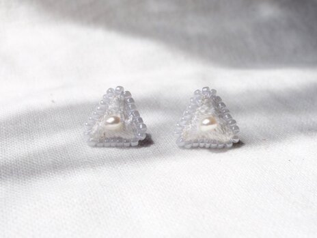 瞬きのピアス　aの画像