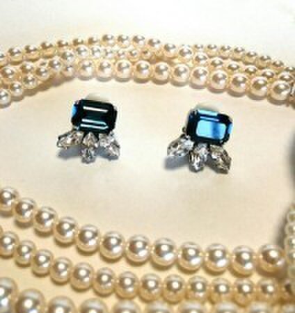 きらめく太陽 ゴールドver ガラスドーム スノードーム ピアス | iichi