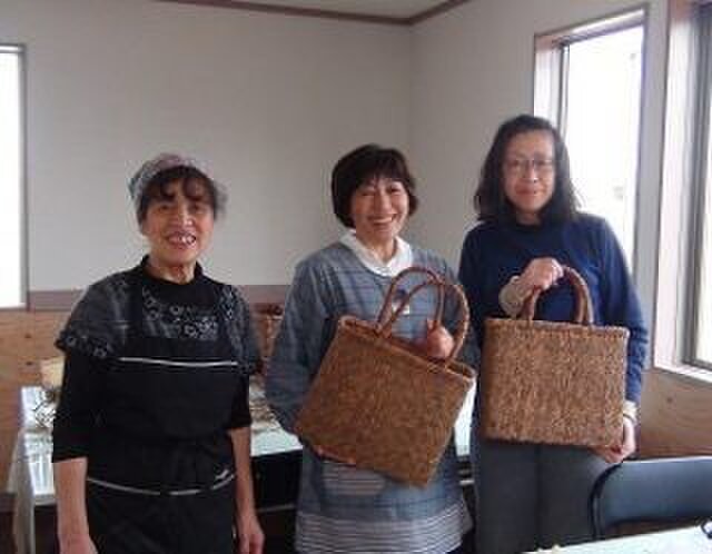 山葡萄かごバッグ 代表的な3間網代編み 幅255x奥行125x高さ210mm HM04