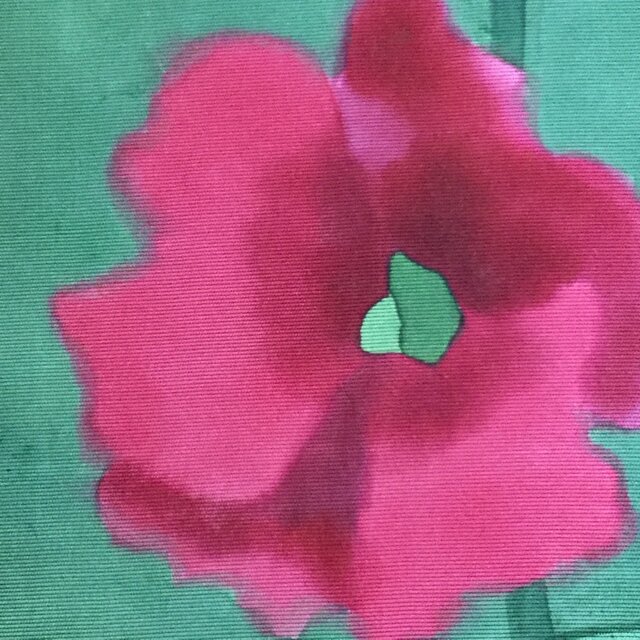 ロウケツ染 タペストリー 月夜のバラ | iichi 日々の暮らしを心地よく