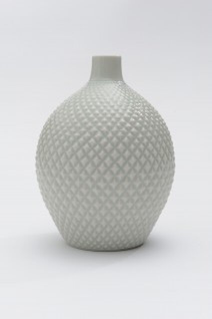 南繁樹作品　陶器 球形 南繁樹 プロフィール | iichi 日々の暮らしを心地よくするハンドメイド