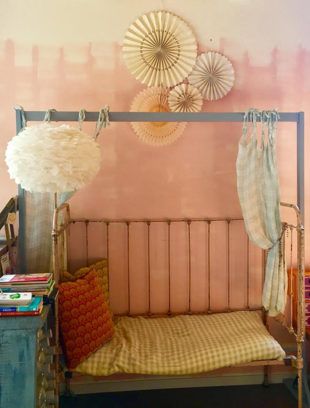 専用 海外チケット シール ランウェイステッカー 大阪国際空港 大 （WH）