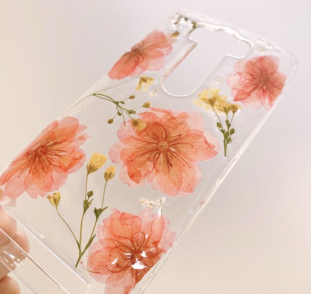 【全機種対応】桜とかすみ草の押し花スマホカバー iPhoneも ...