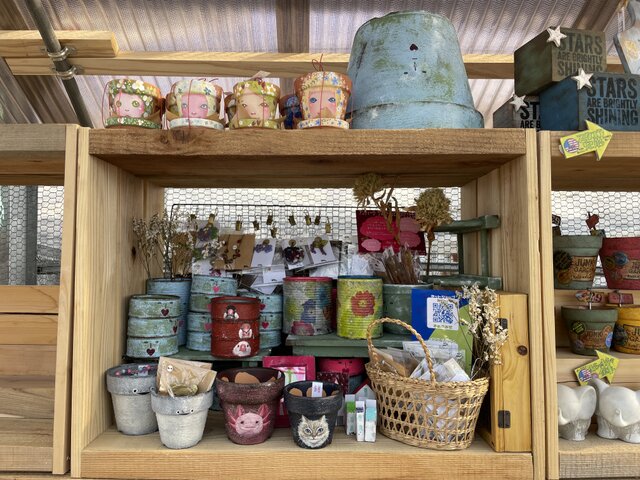 GREENSANTA様のレンタルボックスにて出店します