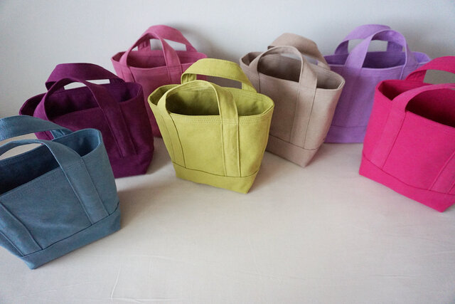 DOUCEMENT  POPUP STORE