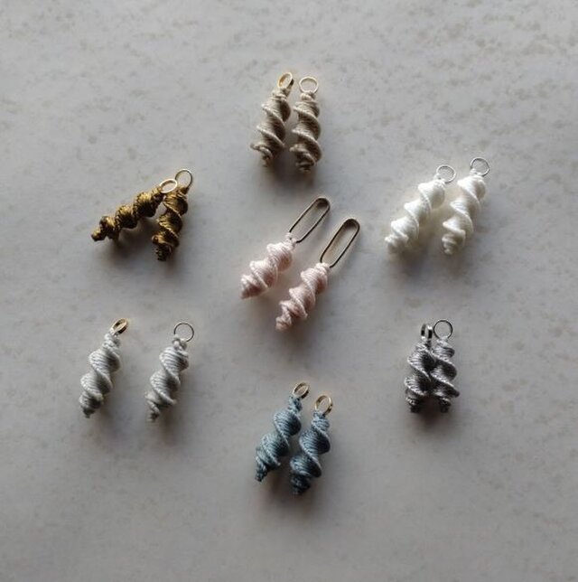 「レイヤーツイストのチャーム＆ピアス」ワークショップ