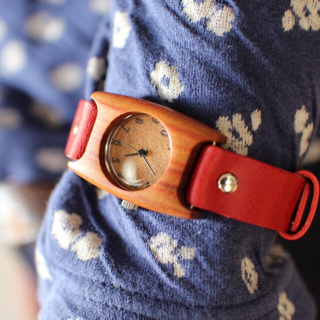 「木のクリエイター　二人展」　kitoma/Wood-Accessory