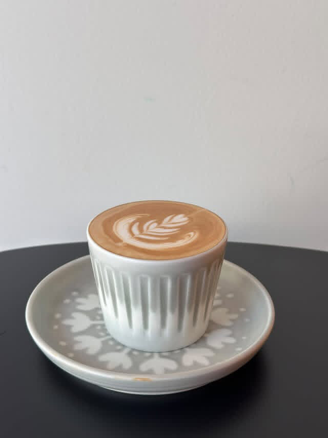 菊本有花個展 「デザインする器と灯り」