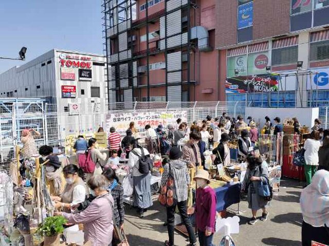 センター南駅ライブスポット　クラフトマーケット