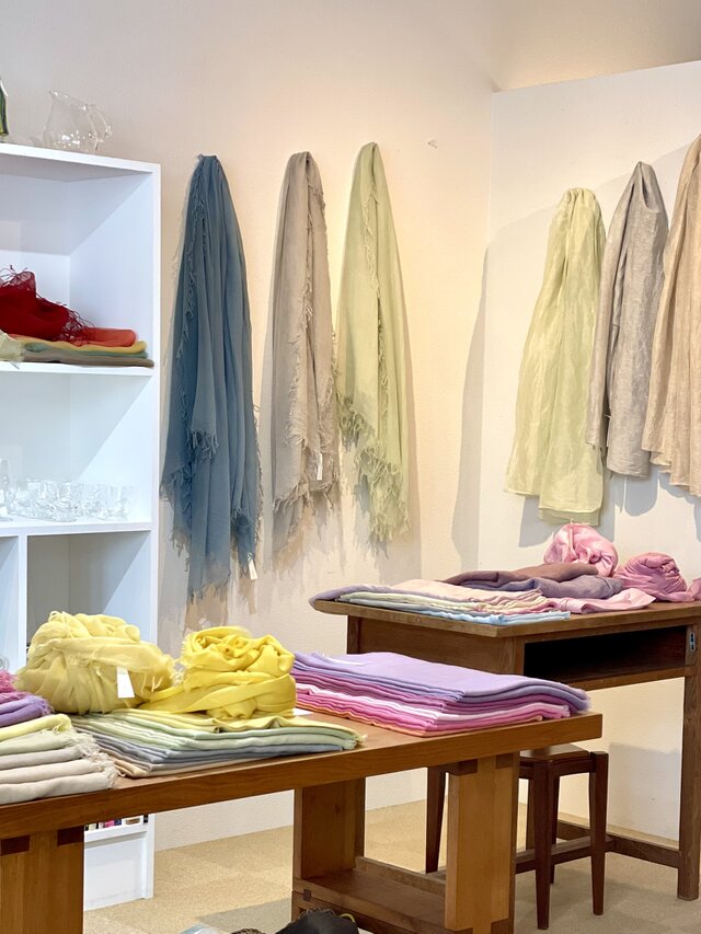 谷口亜希子　染色布　Pop up