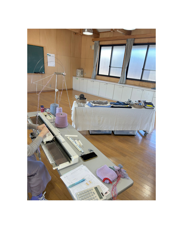 手編み機ワークショップ in 安曇野市　碌山公園研成ホール