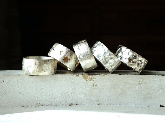 東京都中央区日本橋室町2丁目2-1　コレド室町仲通り