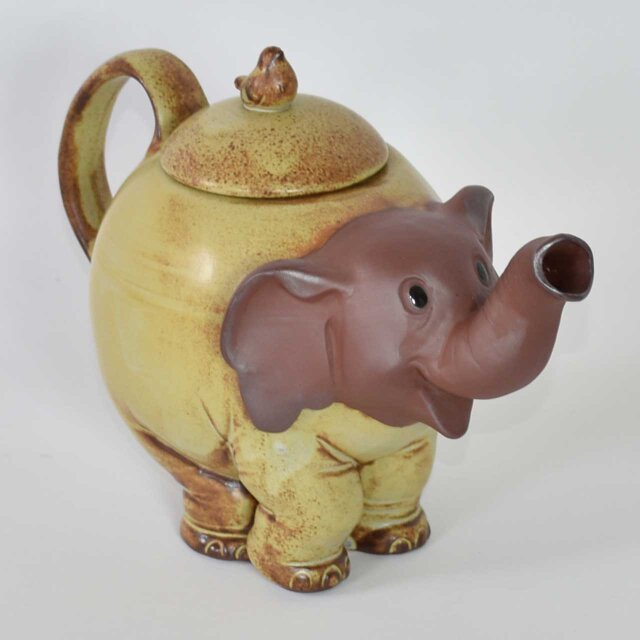 ほっと安らぐ器とオブジェ