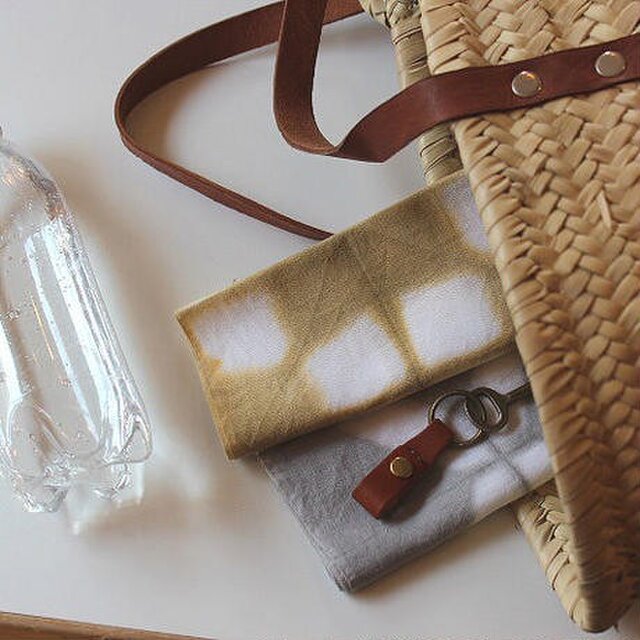 ワークショップ「べんがら染め板締め絞り／手ぬぐいを染めてみよう」