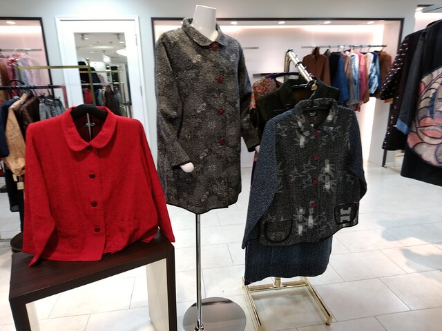 『6人の創作服展』