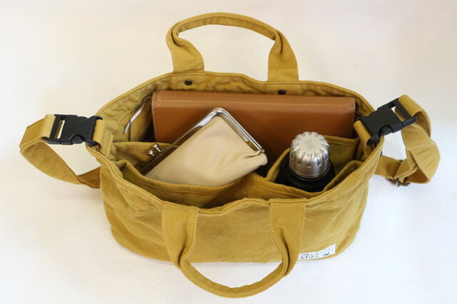 V.D.L.C.バッグのポップアップストア開催