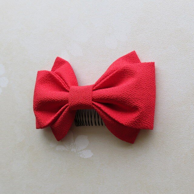 髪飾り 中 縮緬リボン 赤 袴 着物 成人式 卒業式 七五三 和装小物 Iichi ハンドメイド クラフト作品 手仕事品の通販