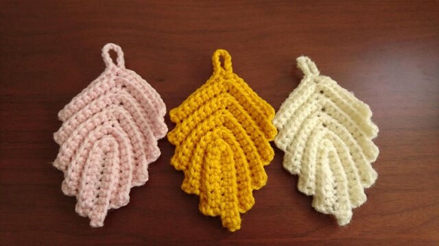 送料無料 葉っぱのアクリルたわし 3個セット Iichi ハンドメイド クラフト作品 手仕事品の通販