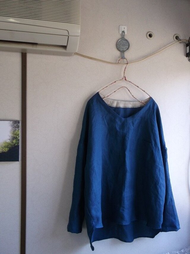 リネンⅤネックプルオーバーの画像1枚目