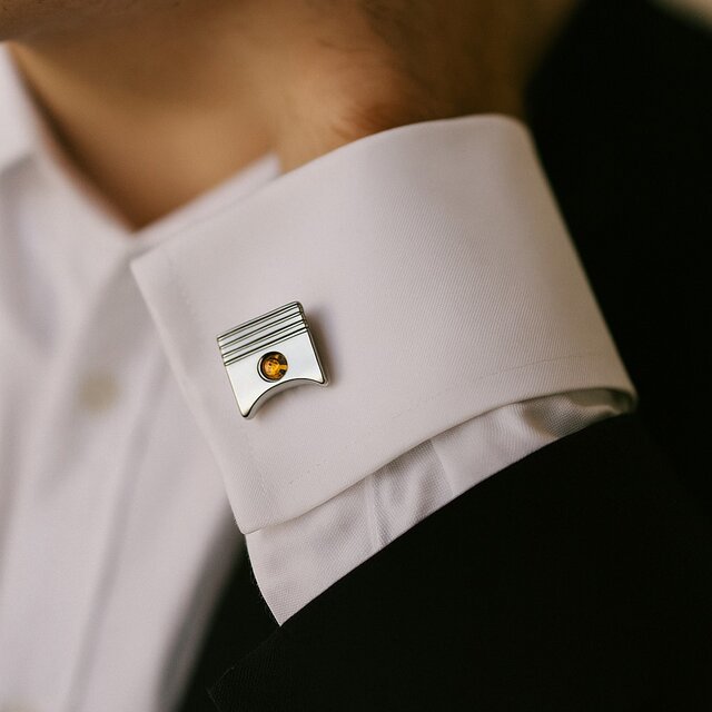 【レシプロ式ピストンカフスボタン】 車好きさんにおすすめ！ / おしゃれなプレゼントにも