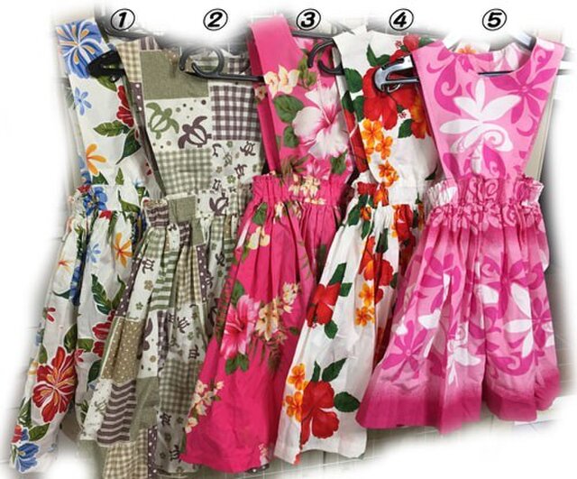 ジャンパースカート 濃ピンク地にピンクのハイビスカス柄 Iichi ハンドメイド クラフト作品 手仕事品の通販