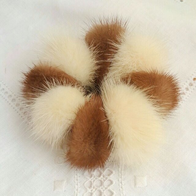 ¶ new antique fur ¶ ポンデリング風パステル&パールミンクファー2色シュシュの画像1枚目