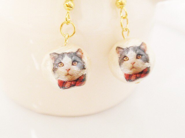 リボンネココットンパールピアス★イヤリング変更可能★の画像1枚目