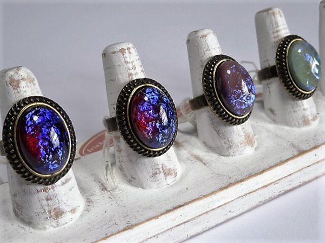 タンザナイトオパール(グラスストーン)のリング | iichi 日々の暮らし