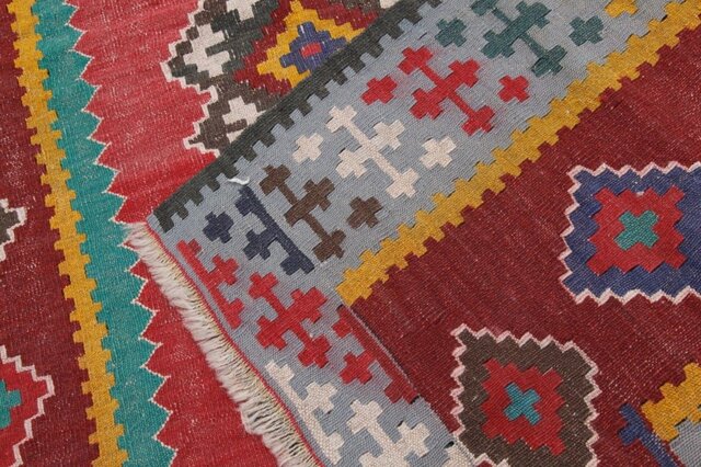 アンティークキリムラグ (コンヤ) | iichi 日々の暮らしを心地よくする