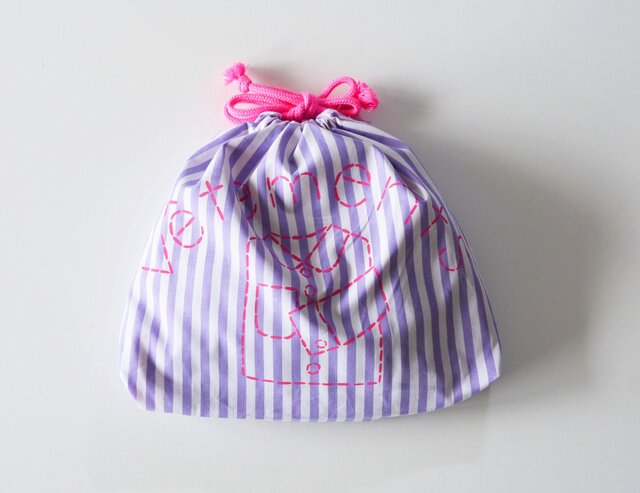 体操着入れ きんちゃく袋 ストライプパープル 「vêtements」 入園、お習い事に 名入れ無料の画像1枚目