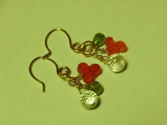 天然石（宝石質）のピアス 水晶、カーネリアン、トルマリン | iichi