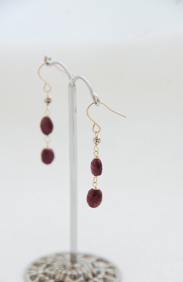 【送料無料・再出品】トルマリンとパイライトのピアス Adria2