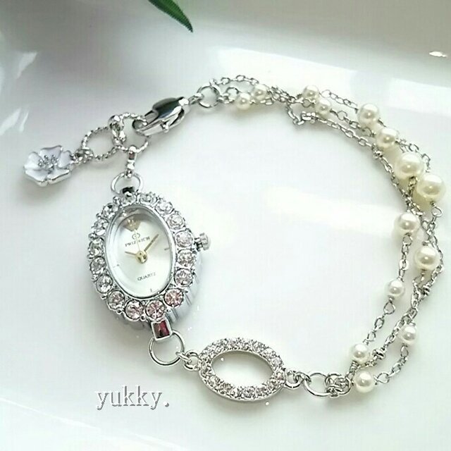 【再販】<受注制作>ブレス時計[石付](ホワイト×オーバル)シルバー＊パール