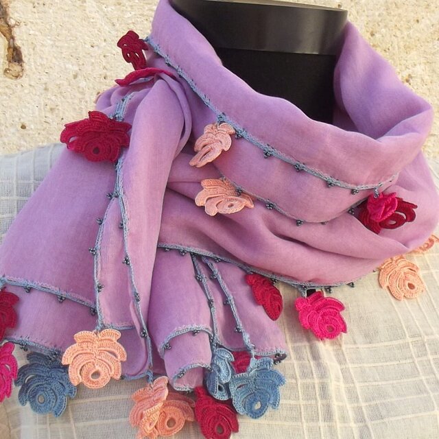 4辺ぐるりとレースの花付き コットンストール　ライトパープル