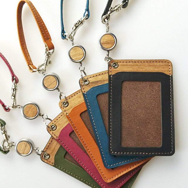 [5色] 木と革のパスケース（ベルトとキーリール付）ICカード使用可