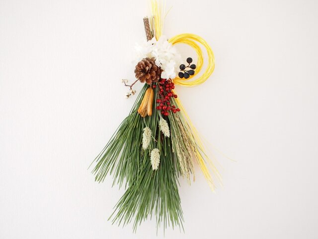 Sook！白米10キロ＆お正月飾り　スワッグ　松　あしらい　おせち飾り 松とあじさいの迎春スワッグ 正月飾り | iichi 日々の暮らしを
