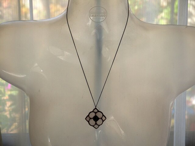 花形 ネックレス エリナイト Iichi ハンドメイド クラフト作品 手仕事品の通販